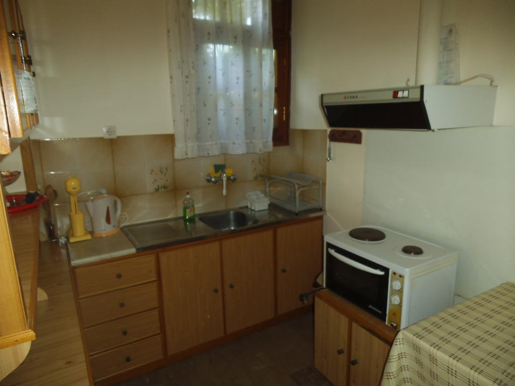 Villa Xenos Kalamákion 部屋 写真