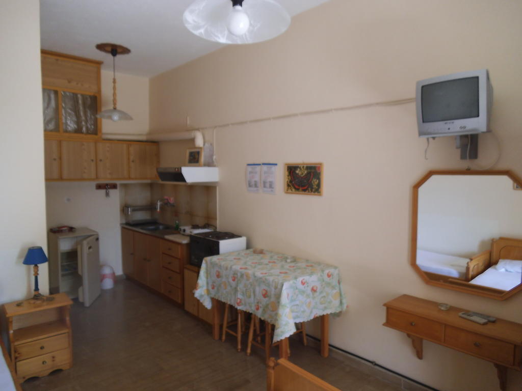 Villa Xenos Kalamákion 部屋 写真